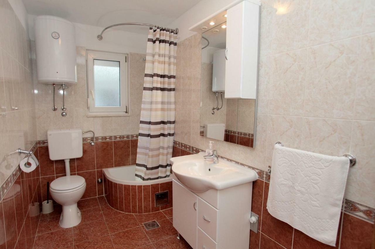 Apartments Maja - Sea View Trogir Exterior foto
